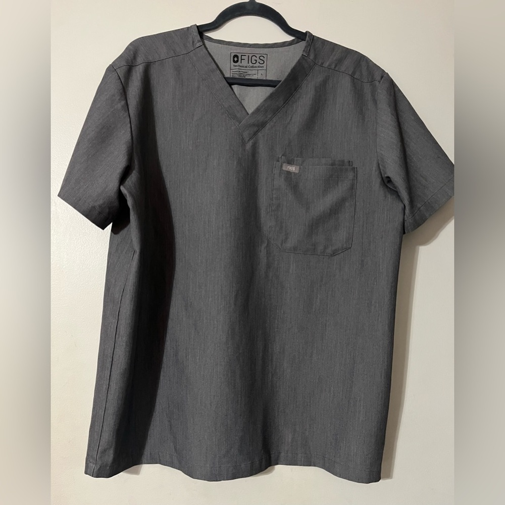 Figs gray scrub top Large